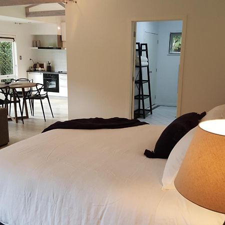 Columbus Cottage At 144 On Jones Omaha ภายนอก รูปภาพ