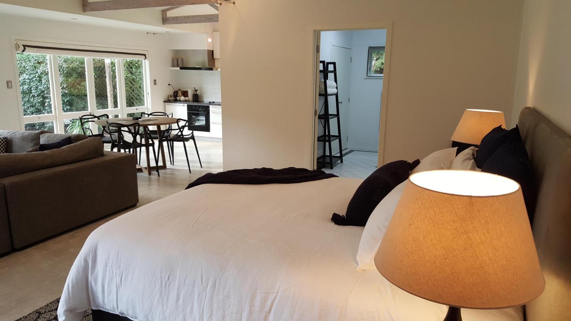 Columbus Cottage At 144 On Jones Omaha ภายนอก รูปภาพ