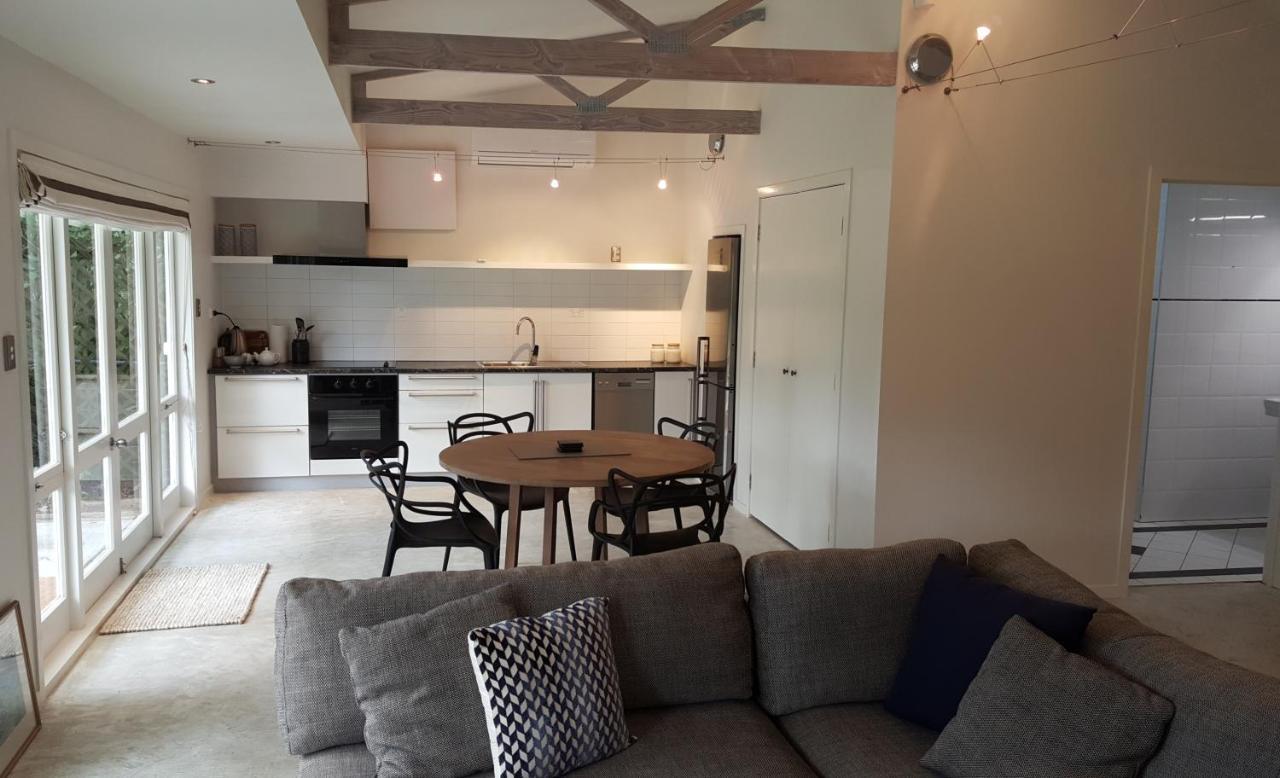 Columbus Cottage At 144 On Jones Omaha ภายนอก รูปภาพ